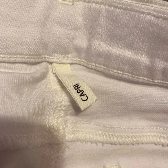 rag & bone classic destroyed capri jeans - Picture 9 of 12